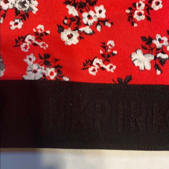 Sold  with tags VS PINK Ultimate Sports Bra  Large - Picture 3 of 8